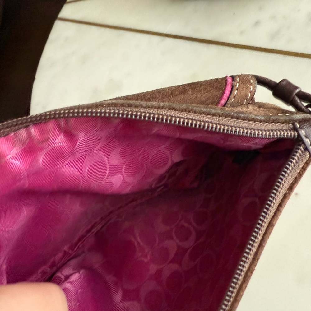 Coach Vintage Brown Suede Women's Clutch Wristlet Pink Trim Interior - Picture 5 of 7